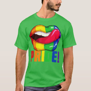 LGBT levanta orgullo de camiseta arco iris orgullo