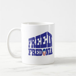 "Libre en taza clásica de Fredonia"