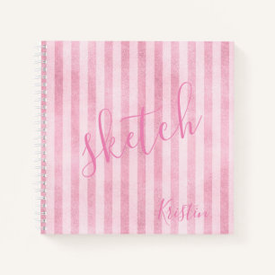 Libreta de bocetos con monograma de rayas rosadas