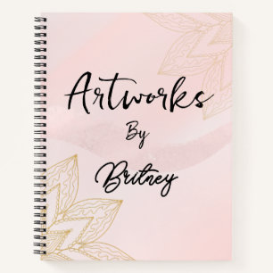 Libreta de dibujo con nombre en escritura rosa son