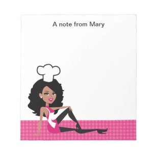 Libreta de notas de hermosa chica afroamericana