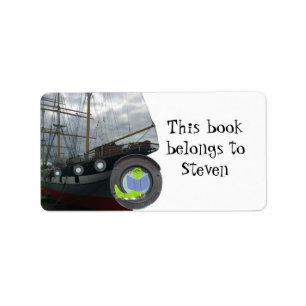 Librilla en etiqueta de barco