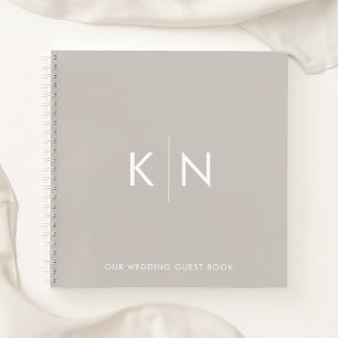 Libro de invitados de boda con monograma ultra min