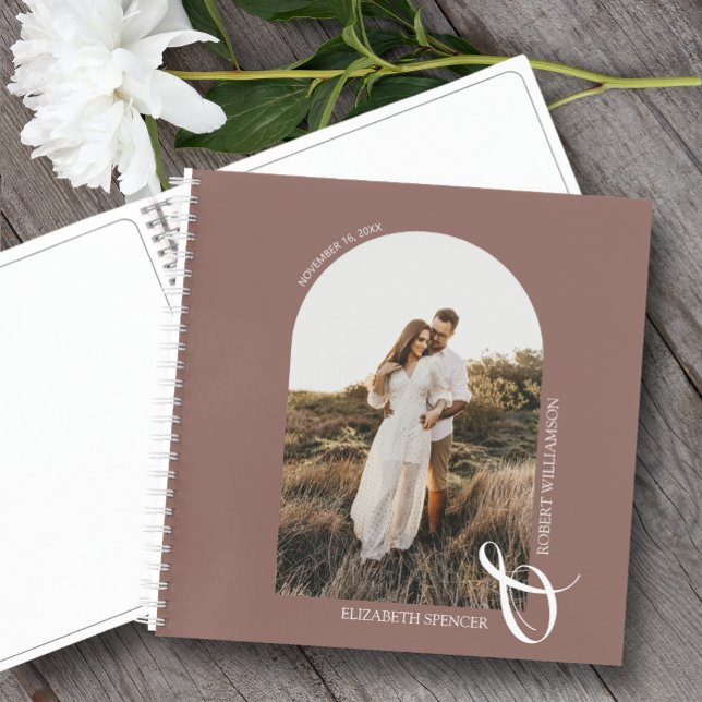 Libro de invitados Taupe Rosa Boda de arte fotográ (Change the pages to any of the styles available. LOTS of colors in our collection.)
