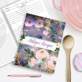 Libro de recetas de morado ilustrado con acuarela