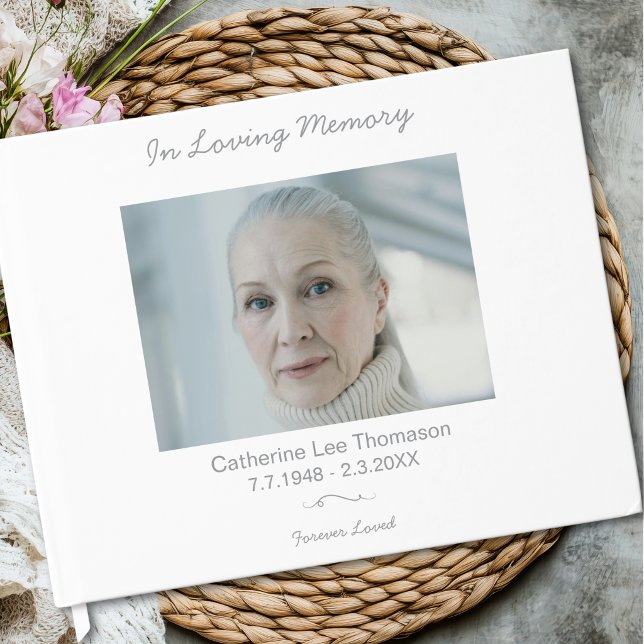Libro De Visitas Elegant Simple In Loving Memory Funeral Guest Book (Elegant Simple In Loving Memory Funeral Guest Book)