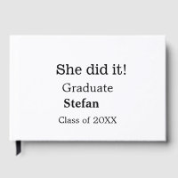 Ella lo hizo graduada clase de nombres agregados d