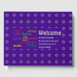 Libro De Visitas Hebreo personalizado morado de bienvenida<br><div class="desc">Mantén vivos los recuerdos de tus reuniones especiales recogiendo los pensamientos de tus huéspedes en este elegante ROYAL PURPLE y gris Guest Book. El texto del marcador de posición es personalizable, por lo que puede cambiar la descripción, por ejemplo, al nombre de su familia, etc. Las palabras LOVE JOY PEACE...</div>