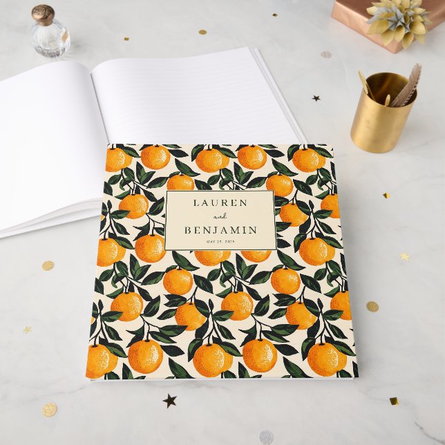 Libro De Visitas Ilustración digital de naranja alegre (Anverso Abierto)