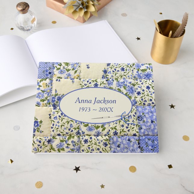 Libro De Visitas Memorial Service Blue Cornflower Patchwork Quilt (Anverso Abierto)