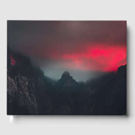 Libro De Visitas Nubes, niebla y montañas ardiendo