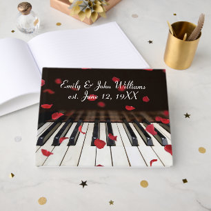 Libro De Visitas Pétalos de rosa rojos de boda en teclas de piano