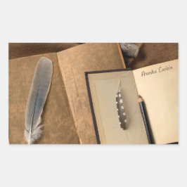 Libros antiguos con lápiz, plumas Pegatina de plac