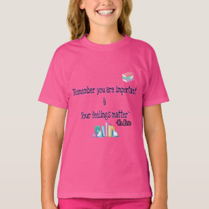 Libros con camiseta de Brie