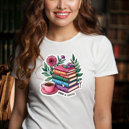 Libros y camisetas para café