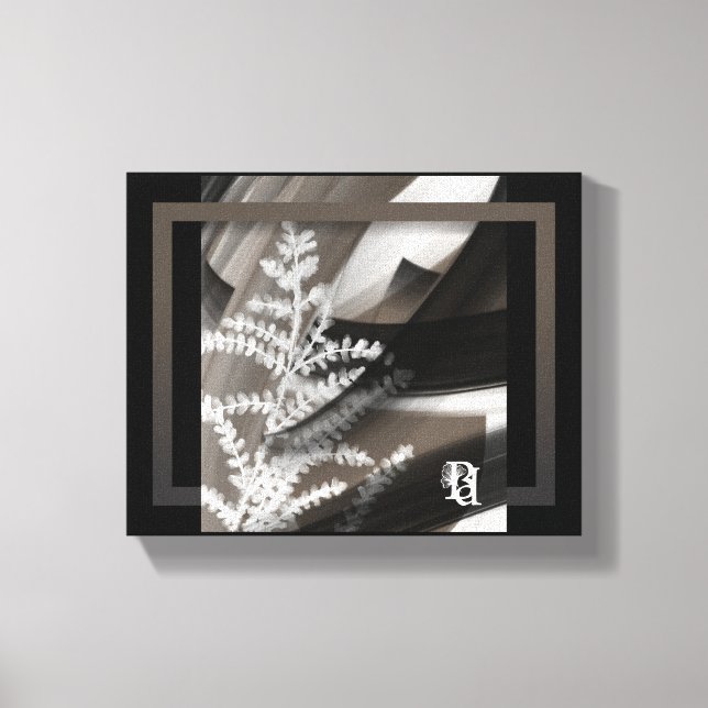 Lienzo 10x8" Terra’s Tender Whisper Abstract Brown Flower (Anverso)