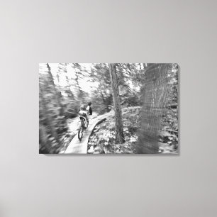 Lienzo Aaron Rodgers mountain bike por la escalera hacia