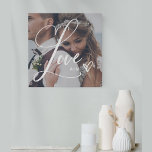 Lienzo Amor en escritura elegante | Tu foto con corazón<br><div class="desc">Esta hermosa imagen de lienzo muestra la palabra "Amor" en un elegante y rápido guión de caligrafía, con su foto personal favorita y un corazón escrito a mano. Puedes agregar tus iniciales o monogramas, o el nombre de cualquier ser querido, como tu madre, abuela, familia o cónyuge. También hace el...</div>