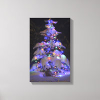 Árbol de Navidad Brillante De Nieve Cubierta De Li