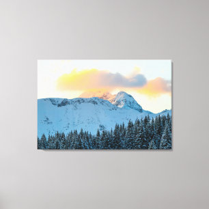 Lienzo Asombrosa puesta de sol sobre la montaña Triglav, 