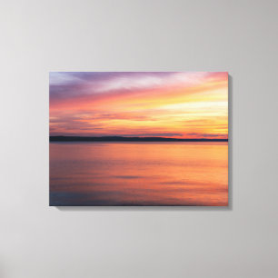 Lienzo Atardecer Cálido Sobre el Lago Fotografía de Horiz