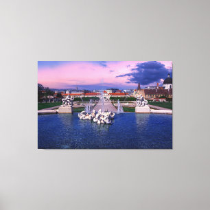 Lienzo Atardecer sobre una fuente en Viena