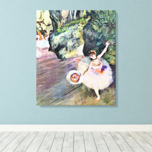 Lienzo Bailarina con un ramo de flores de Edgar Degas