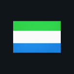 Lienzo Bandera de Sierra Leona<br><div class="desc">Este diseño presenta la bandera nacional de Sierra Leona (conocida oficialmente como la República de Sierra Leona y conocida informalmente como Salone), que es un país en la costa suroeste de África Occidental. Sierra Leona está rodeada por Liberia al sudeste y Guinea al noreste. El país de Sierra Leona tiene...</div>