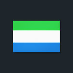 Lienzo Bandera de Sierra Leona<br><div class="desc">Este diseño presenta la bandera nacional de Sierra Leona (conocida oficialmente como la República de Sierra Leona y conocida informalmente como Salone), que es un país en la costa suroeste de África Occidental. Sierra Leona está rodeada por Liberia al sudeste y Guinea al noreste. El país de Sierra Leona tiene...</div>