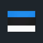Lienzo Bandera estonia<br><div class="desc">Este diseño presenta la bandera nacional de Estonia (oficialmente la República de Estonia), que es un país de la costa oriental del Mar Báltico en el norte de Europa. Está rodeada al norte por el golfo de Finlandia frente a Finlandia, al oeste por el Mar Báltico frente a Suecia, al...</div>