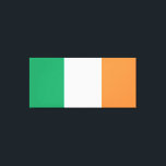 Lienzo Bandera Nacional de Irlanda, Estandarte irlandés,<br><div class="desc">La Tricolor: Un Símbolo de Esperanza y Unidad - La Tricolor irlandesa, un vibrante tapiz de verde, blanco y naranja, se ha convertido en sinónimo de la Isla Esmeralda. Esta bandera simple pero poderosa lleva dentro de sus pliegues una rica historia y una profunda simbología. - Un Nacimiento Rebelde -...</div>