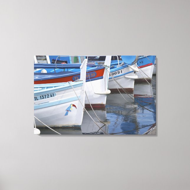Lienzo Barcas de pesca típicas de Provenza pintadas en 2 (Anverso)