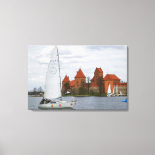 Lienzo Barco de vela con Island Castle by Lake Galve,