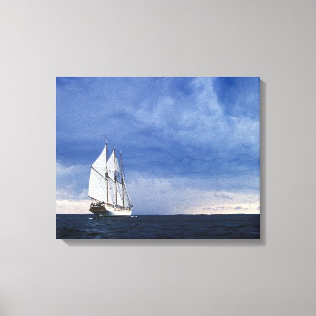 Lienzo Barco De Vela En El Mar Báltico (Anverso)
