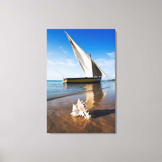 Lienzo Barco De Vela Y Caza | Mozambique, Benguerra Lodge (Anverso)