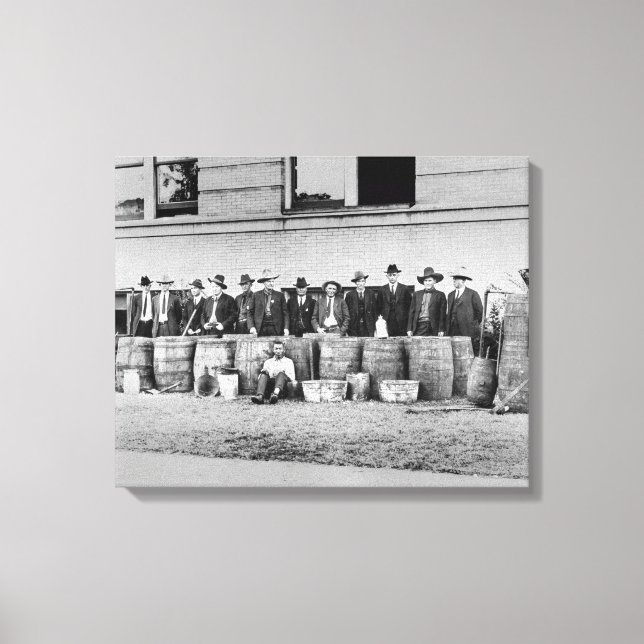 Lienzo Barriles de licor de Bootleg, 1922 (Anverso)