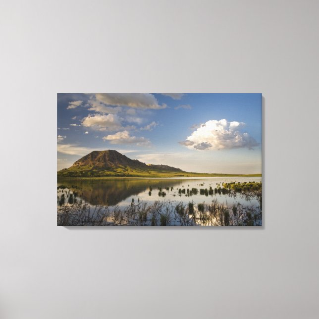 Lienzo Bear Butte se refleja en el lago Bear Butte cerca (Anverso)