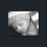 Lienzo Bebé foto tu primer respiro<br><div class="desc">Lienzo de fotos para bebés. Filtro blanco y negro aplicado a la foto. Personalizado.</div>