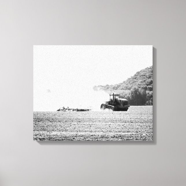 Lienzo Black & White Farm Tractor Working a Field 16x20 (Anverso)
