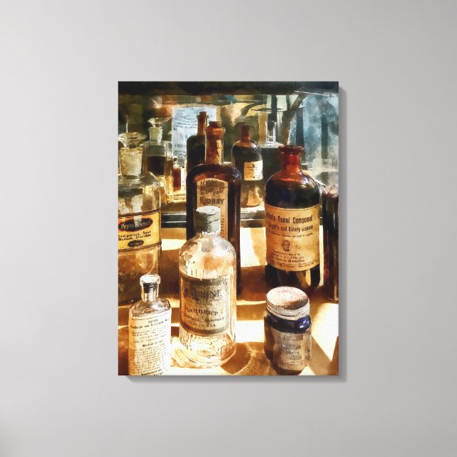 Lienzo Botellas de medicamentos en Funda de vidrio (Anverso)
