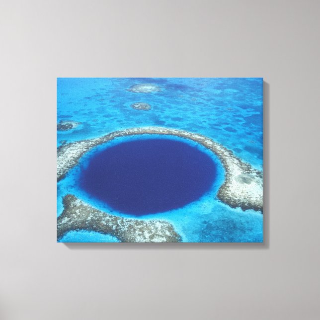 Lienzo CA, Belice. Vista aérea de Blue Hole (diámetro (Anverso)