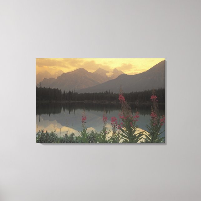 Lienzo Canadá, Alberta, Banff. Escena al amanecer de (Anverso)