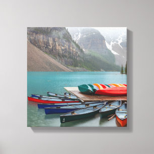 Lienzo Canoas coloridas en el lago Moraine