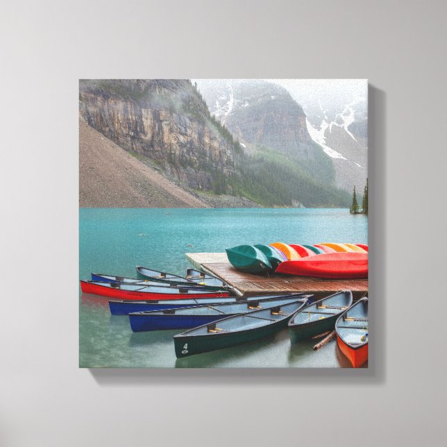 Lienzo Canoas coloridas en el lago Moraine (Anverso)