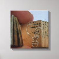 Canto de dibujo de mano de un libro en miniatura d