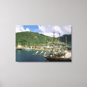 Lienzo Caribe, Santa Lucía, Soufriere. Barcos en