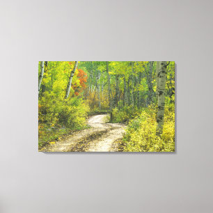 Lienzo Carretera con colores de otoño y álamos en Keble