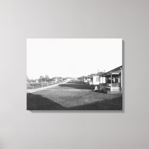 Lienzo Casas militares en área residencial de Fort Meade