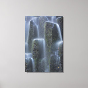 Lienzo Cascadas sobre columnas basálticas