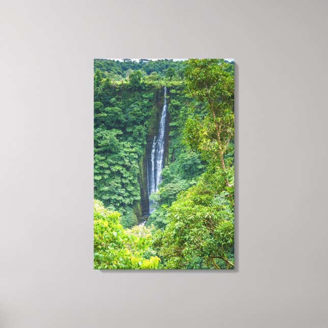 Lienzo Catarata de Papapapaitai en la selva (Anverso)